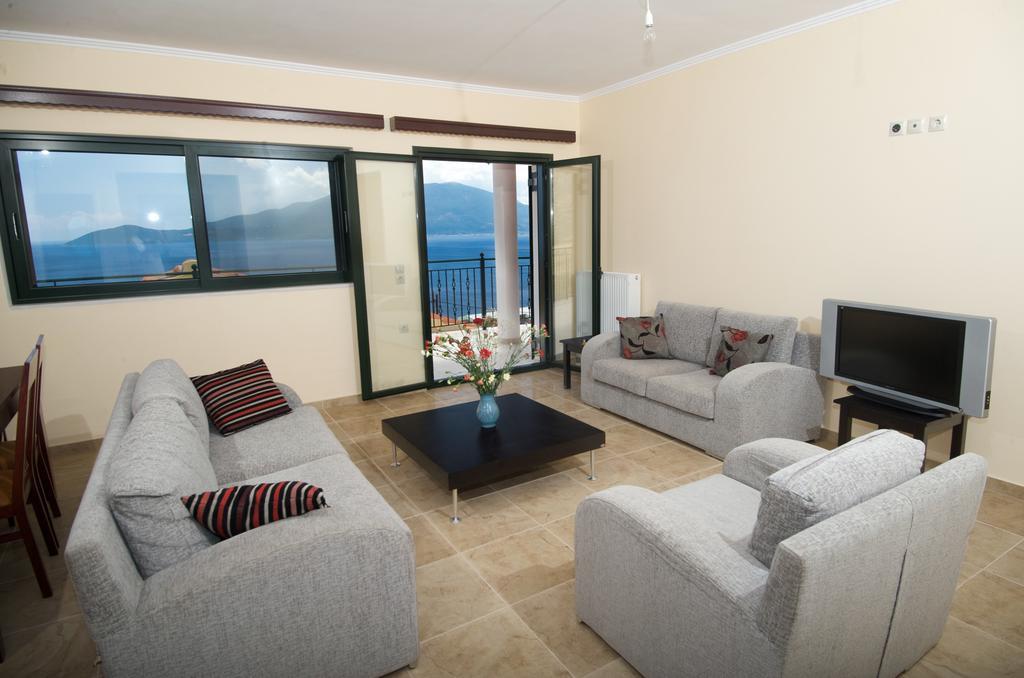 Fotini Apartment Agia Efimia Cameră foto