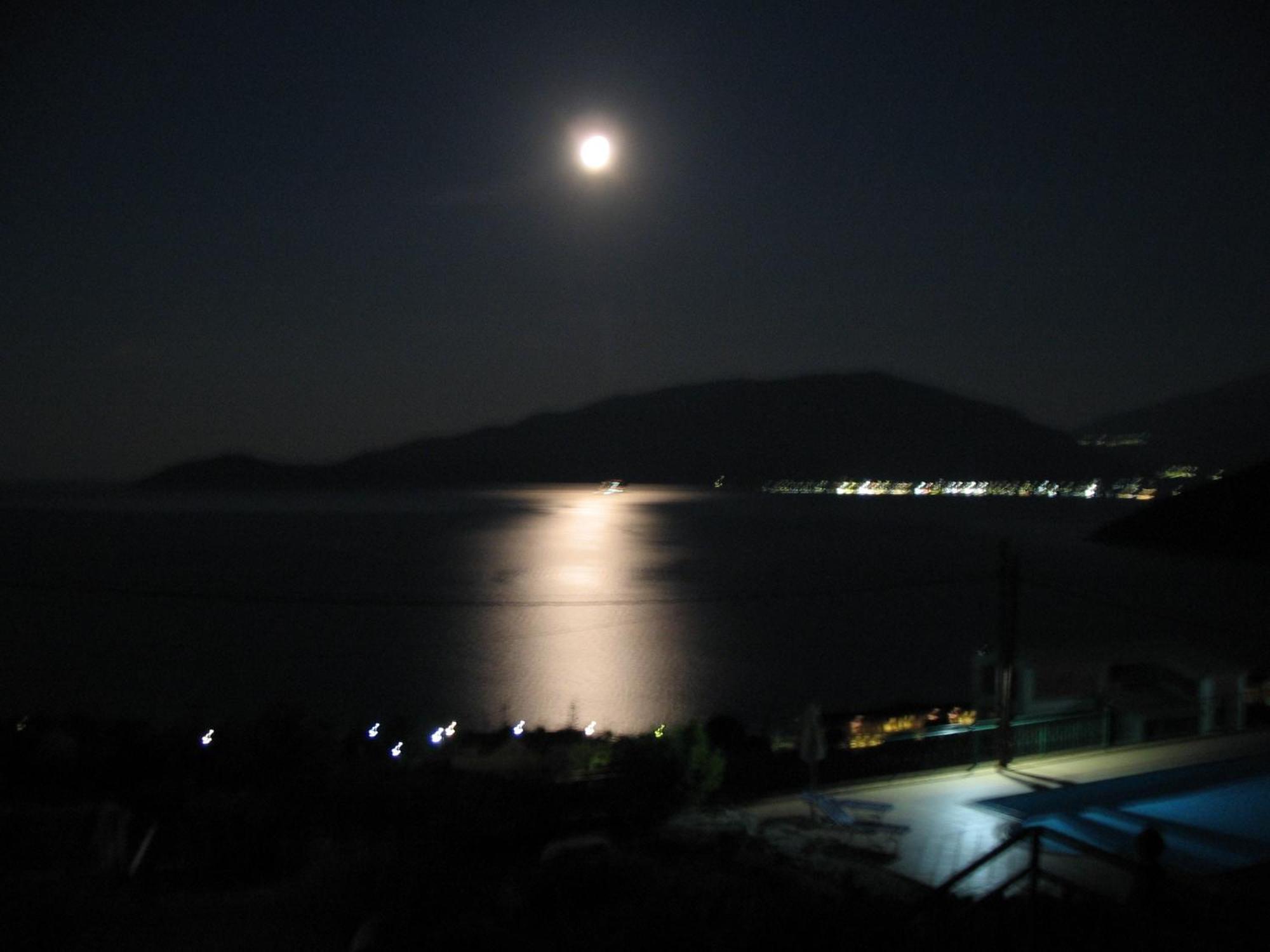 Fotini Apartment Agia Efimia Exterior foto