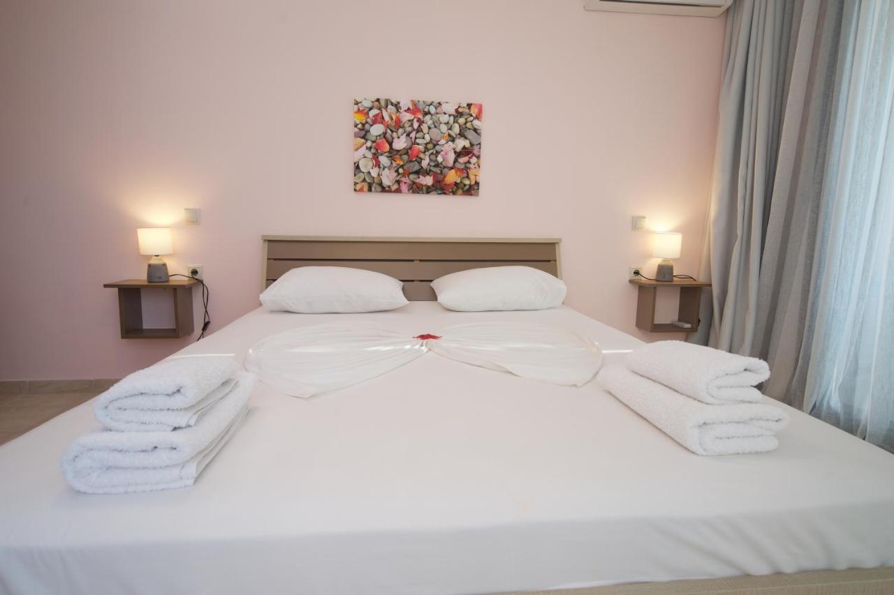 Fotini Apartment Agia Efimia Exterior foto